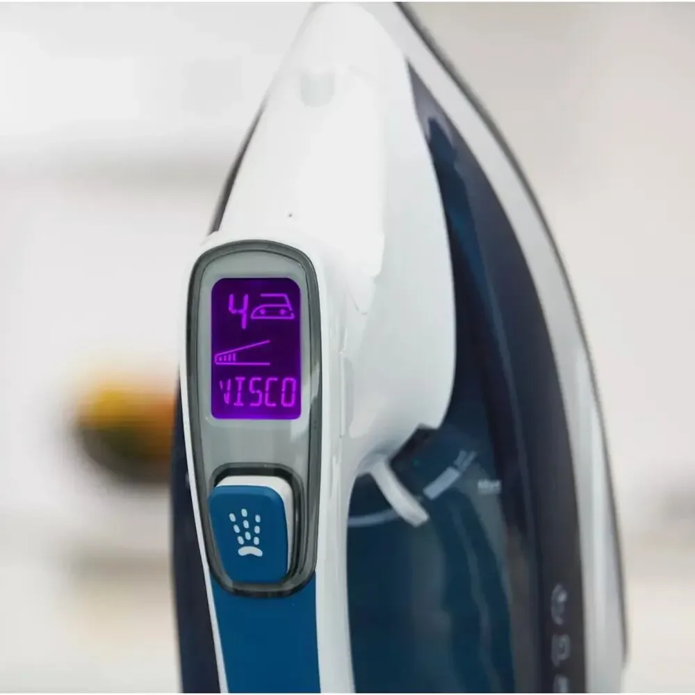 Sunbeam 1700W Digital Pro Steam Iron with Retractable Cord NEW